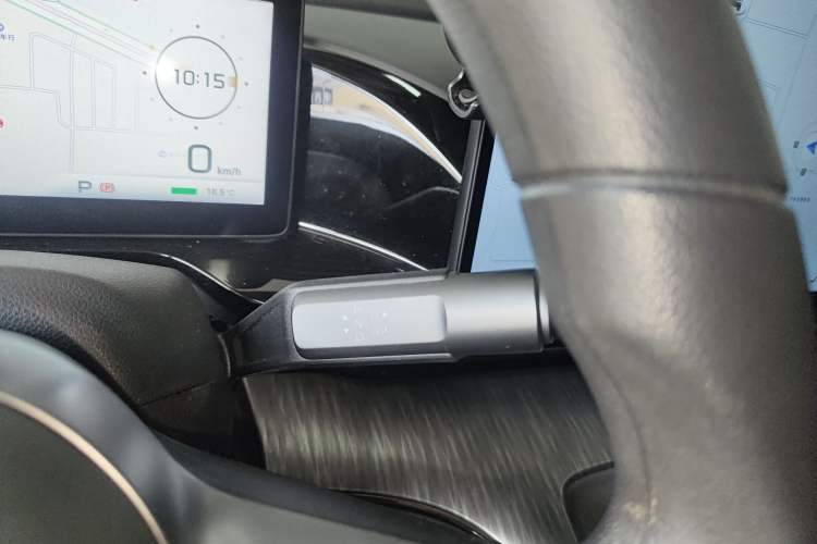 Used AION S MAX 2024 70 Star Edition 54.6 kWh Gear Lever