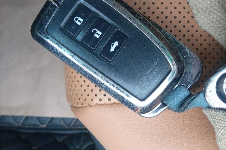 Used Lexus ES 2021 200 Excellence Edition
