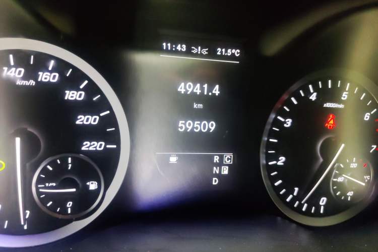 Used Mercedes-Benz Vito 2021 2.0T Business Version 7 Seats