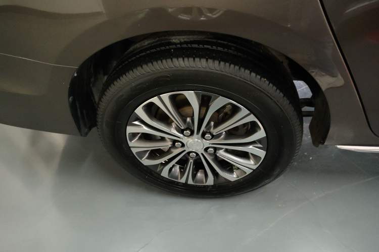 Used Buick GL8 2023 Land Executive Class 652T Luxury Model