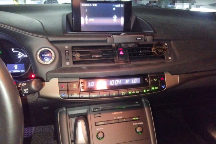 Used Lexus CT 2015 CT200h Chocolate Edition
