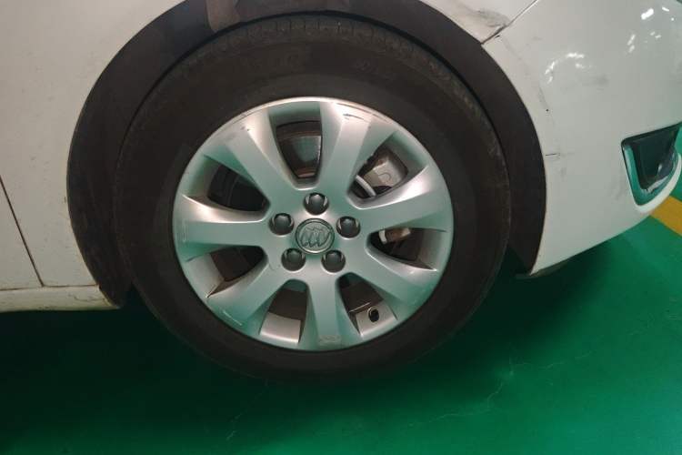 Used Buick Regal 2015 1.6T Leading Technology Model
