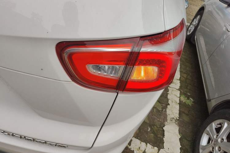 Used Baojun 510 2017 1.5L Manual Fashion Model Right Rear Taillight