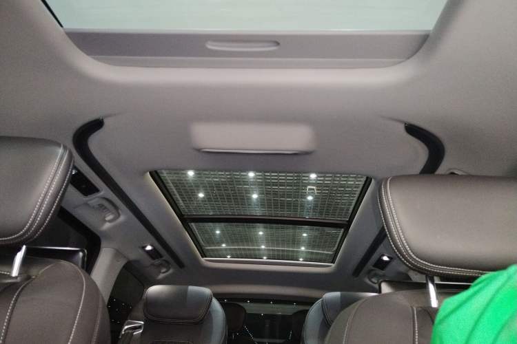 Used SAIC MAXUS G90 2023 2.0T Interstellar Six-Seater Version