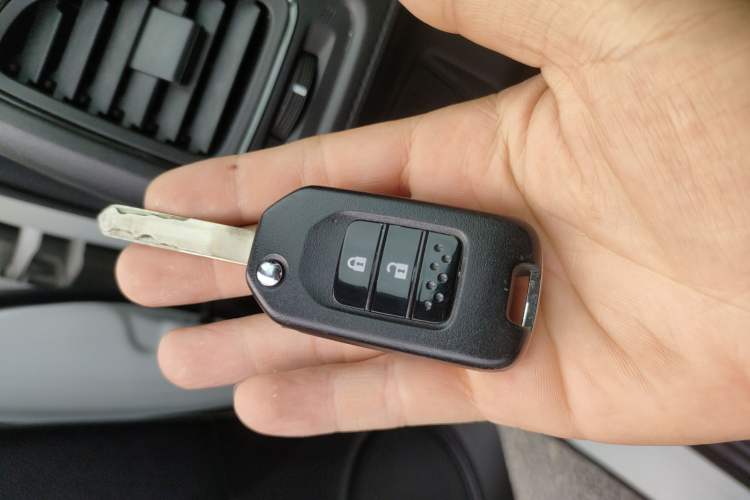 Used Honda Vezel 2017 1.5L CVT 2WD Comfort Model Vehicle Key