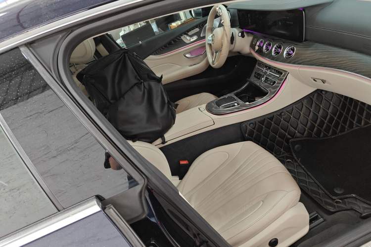 Used Mercedes-Benz CLS 2020 CLS 300 Luxury Model
