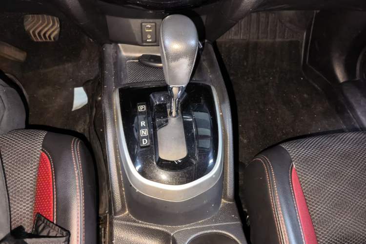 Used Nissan Qashqai 2017 2.0L CVT Luxury Edition China V Standard Gear Lever