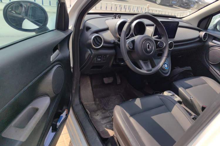 Used ORA Black Cat 2021 351 km Standard Version
