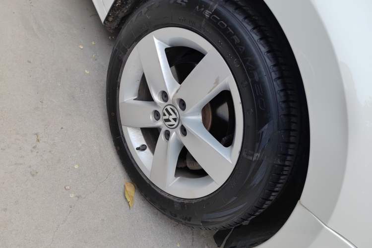 Used Volkswagen Sagitar 2012 1.6L Automatic Fashion Edition
