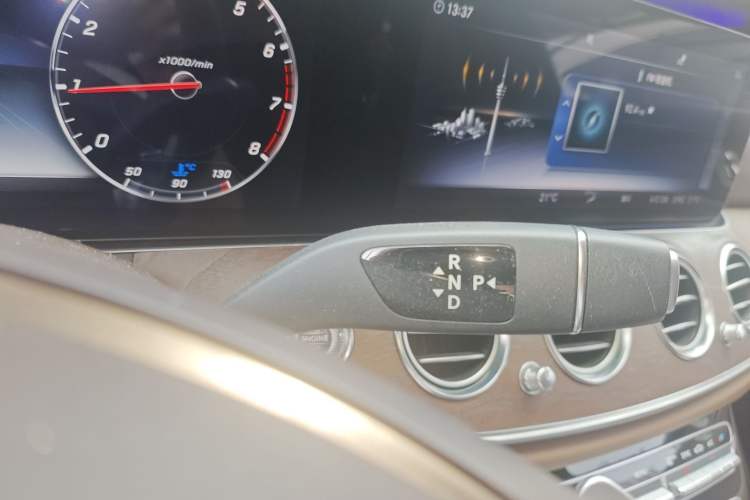 Used Mercedes-Benz E-Class 2016 E 300 L Stylish Model
