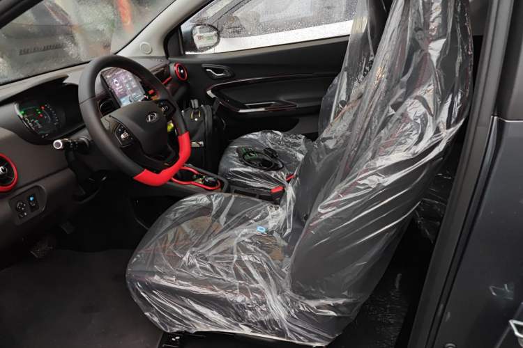 Used Chery QQ Little Ant 2024 Revised Version Youth Edition 251 km True Love Edition 25.05 kWh