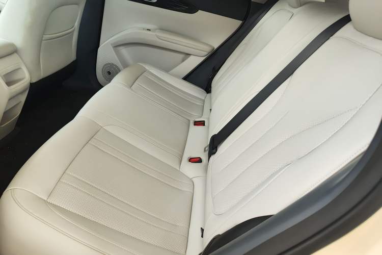 Used Geely Galaxy Geome 2025 310km Youth Edition Left Rear Seat