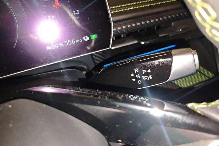 Used NETA GT 2023 580 AWD Gear Lever