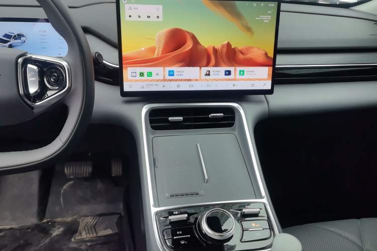 Used Geely Galaxy L6 2025 EM-i 140km Starship Edition