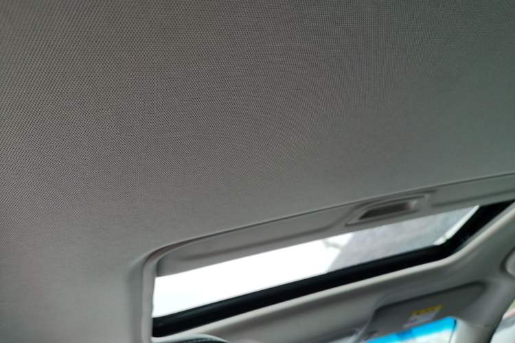 Used Chevrolet Monza 2022 Light Hybrid Redline 320T Dual-Clutch Thrilling Edition