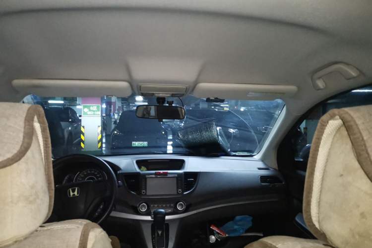 Used Honda CR-V 2012 2.0L two-wheel drive urban version Headliner