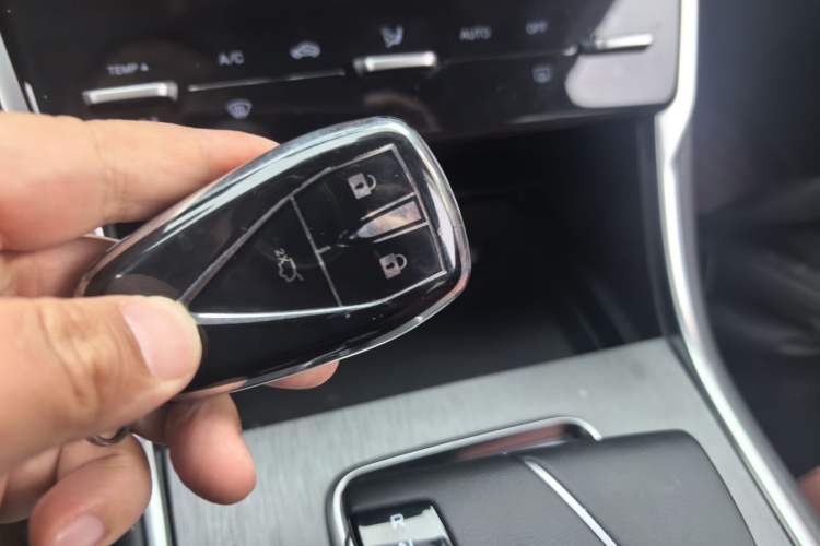 Used CHANGAN CS75 2024 Enjoy Edition 1.5T DCT Luxury Model
