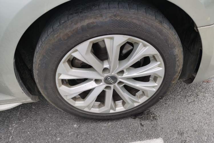 Used Audi A4L 2019 40 TFSI Ambition China VI
