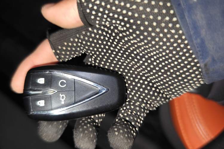 Used CHANGAN UNI-V 2024 1.5T Luxury Edition
