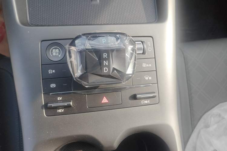 Used BYD Qin PLUS 2025 DM-i Smart Drive 55KM Leading Model
