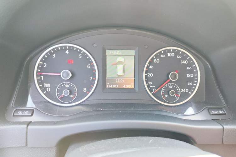 Used Volkswagen Tiguan L 2013 1.8 TSI Automatic All-Wheel Drive Luxury Model
