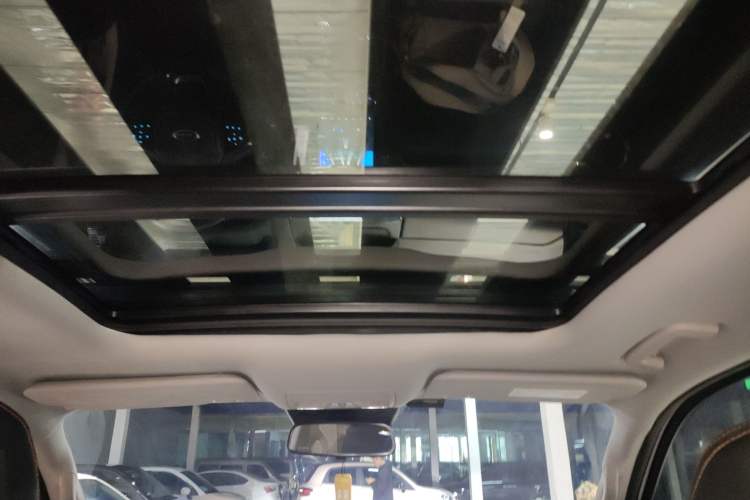 Used Ford Ranger 2023 Trailblazer 4x4 Automatic Version – Gasoline Headliner