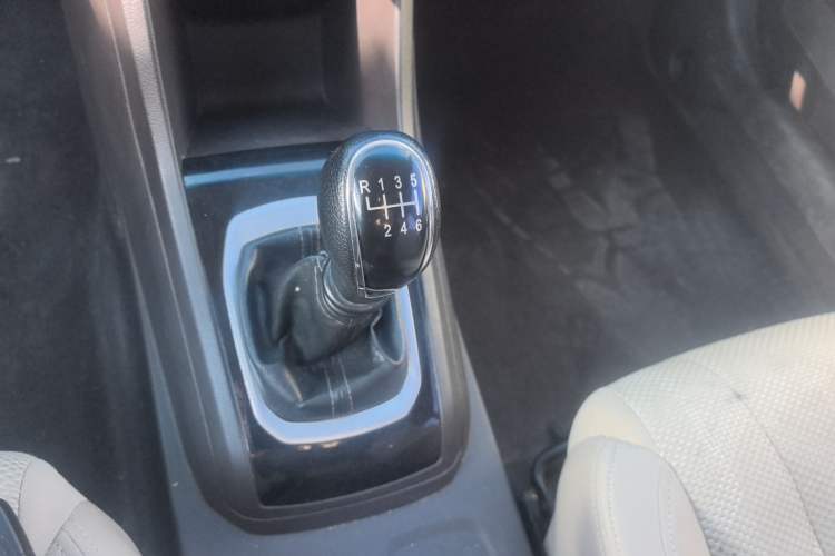 Used Baojun 310W 2017 1.5L Manual Comfort Version China V
