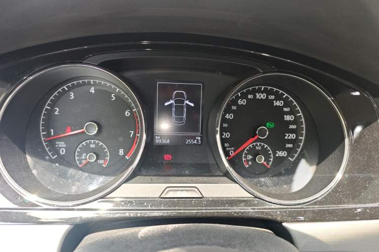 Used Volkswagen Lamando 2015 280TSI DSG Comfort Edition
