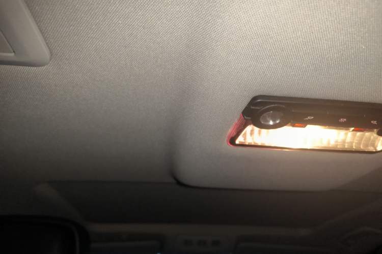 Used BMW 5 Series 2013 520Li Elegant Edition
