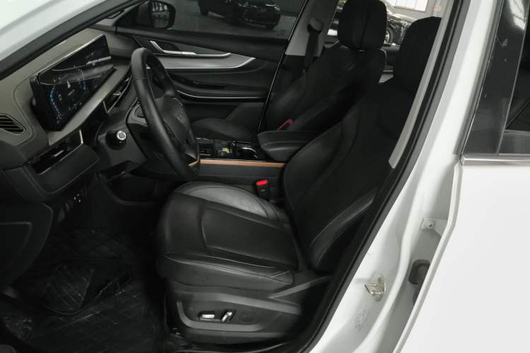 Used EXEED Zhuifeng C-DM 2022 1.5 TCI-DHT 105 km "Chengfeng Qi" Edition Left Front Seat