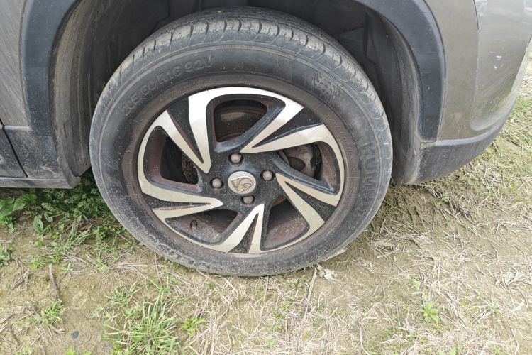 Used Baojun 510 2017 1.5L Manual Luxury Model Right Front Wheel Hub