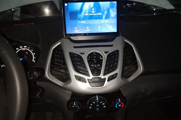 Used Ford EcoSport 2017 1.5L Manual Fashion Model Audio And AC Panel