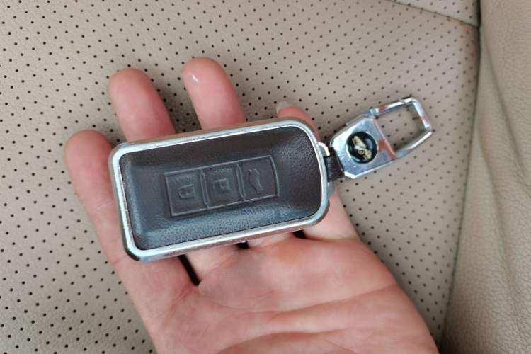 Used Mitsubishi Outlander 2018 2.0L Two-Wheel Drive Glory Edition 5 Seats