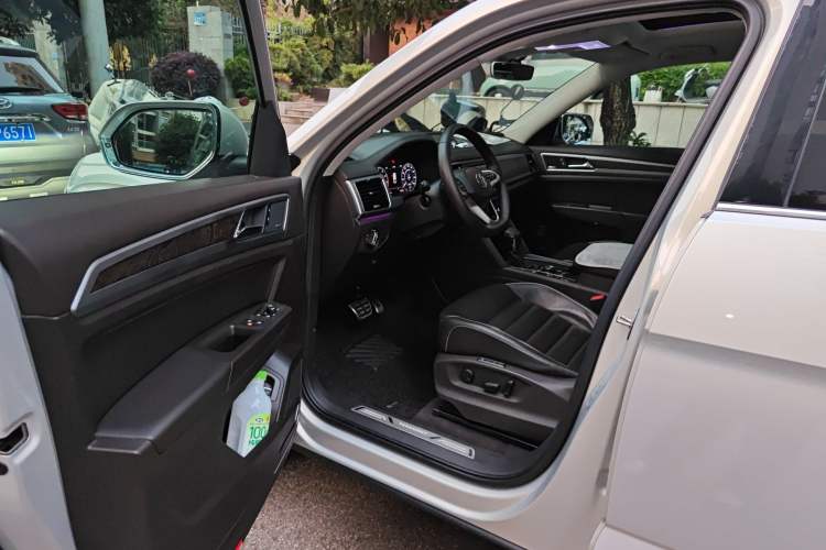 Used Volkswagen Teramont 2017 530 V6 Four-Wheel Drive Supreme Flagship Edition Driver Seat