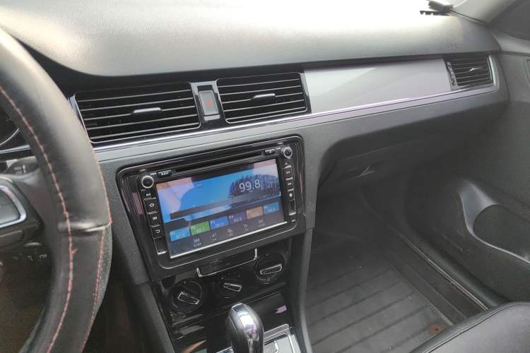 Used Volkswagen Bora 2015 Value Edition 1.6L Automatic Comfort Version