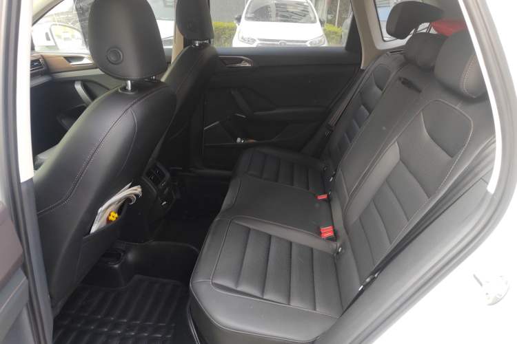 Used Volkswagen Tharu 2019 330TSI Four-Wheel Drive Flagship Model China VI Standard Left Rear Seat