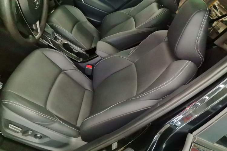 Used Toyota FRONTLANDER 2023 2.0L Smart Electric Hybrid Dual-Engine Luxury Edition