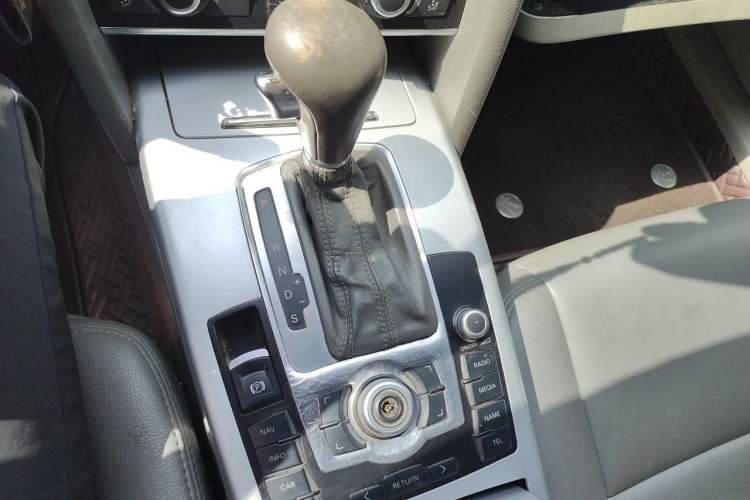 Used Audi A6L 2011 2.0 TFSI Automatic Standard Edition