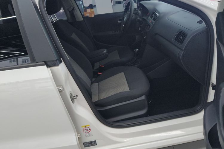 Used Volkswagen Polo 2016 1.4L Automatic Trendy Model Right Front Seat