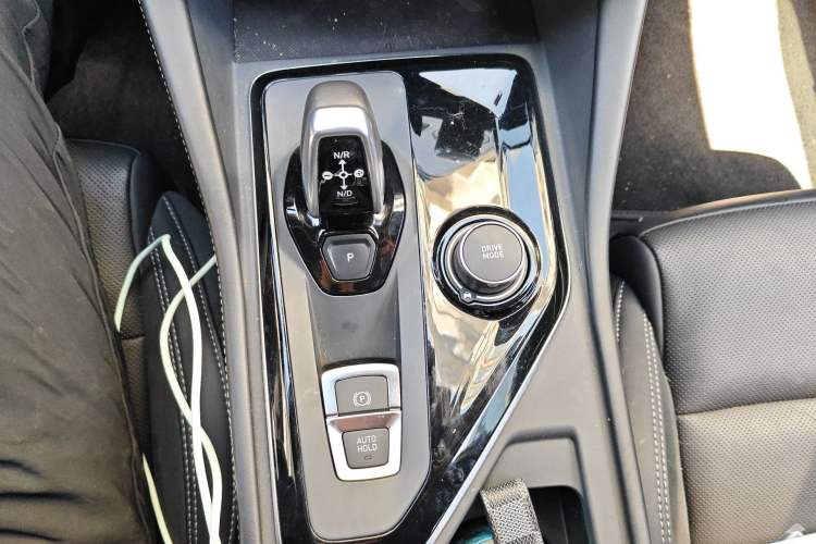 Used Lynk & Co 03 2022 2.0TD DCT JingPro Gear Lever