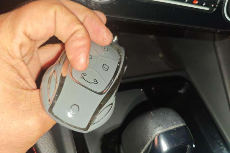 Used Lynk & Co 02 2019 High-Energy Edition 2.0T Automatic Two-Wheel Drive Rugged Version China VI Standard
