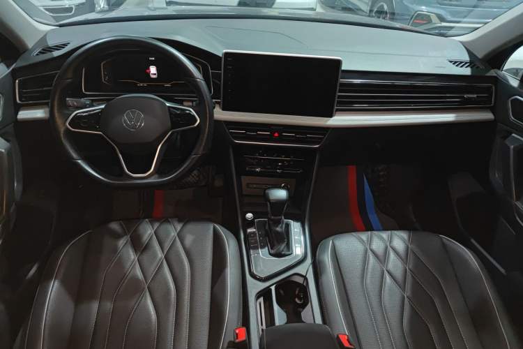 Used Volkswagen Tiguan L 2022 330TSI Automatic Two-Wheel Drive Smart Edition