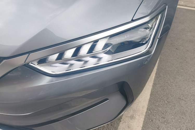 Used BYD Qin PLUS 2021 EV 500KM Luxury Model
