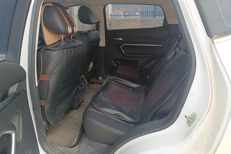 Used Haval H6 2017 Blue Label 1.3T Automatic Two-Wheel Drive ZhiShang Model Left Rear Seat