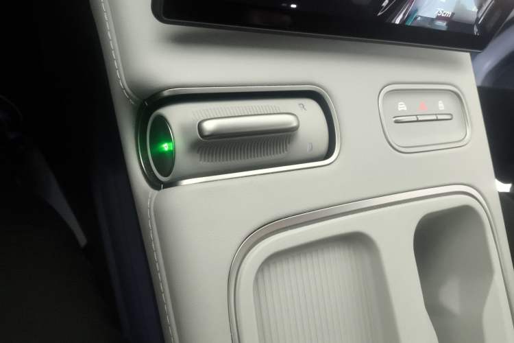 Used Nio ES6 2024 75 kWh
