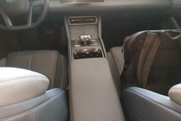 Used BYD Qin L 2025 DM-i Smart Drive 120KM Superior Model
