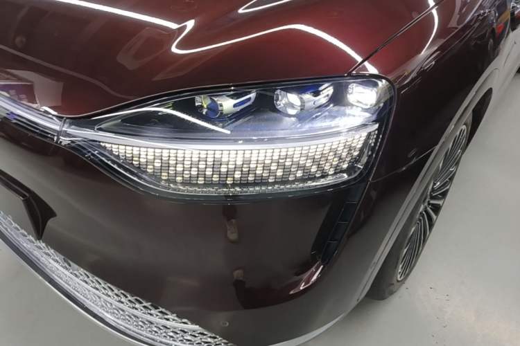 Used Hima AITO M9 2025 Extended-Range Ultra Version 52 kWh 5-Seater Edition