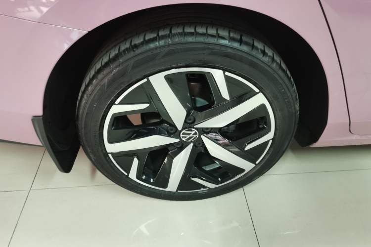 Used Volkswagen Lamando 2024 Lavida L 280TSI DSG Cool & Spicy Edition