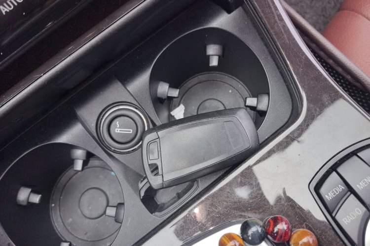 Used BMW 5 Series 2017 525Li Leading Model