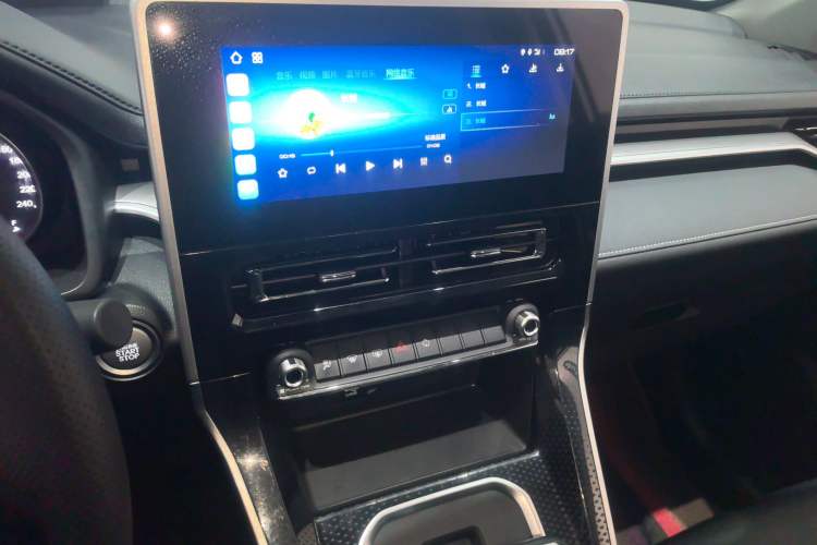 Used Haval M6 2023 PLUS 1.5T DCT Luxury Smart Connectivity Model